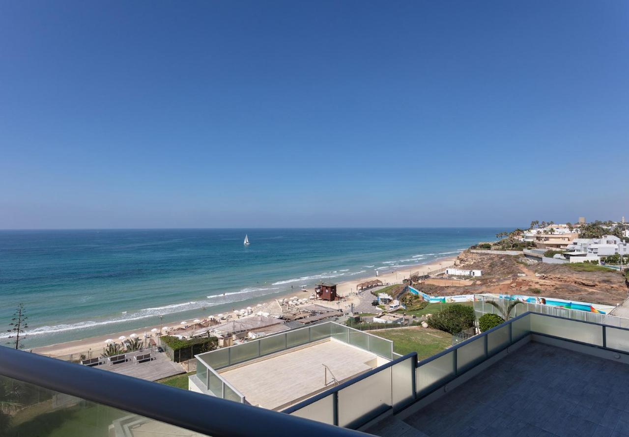 Sea View Stylish 1Br With Balcony By Beachfront Stay Herzliya ภายนอก รูปภาพ